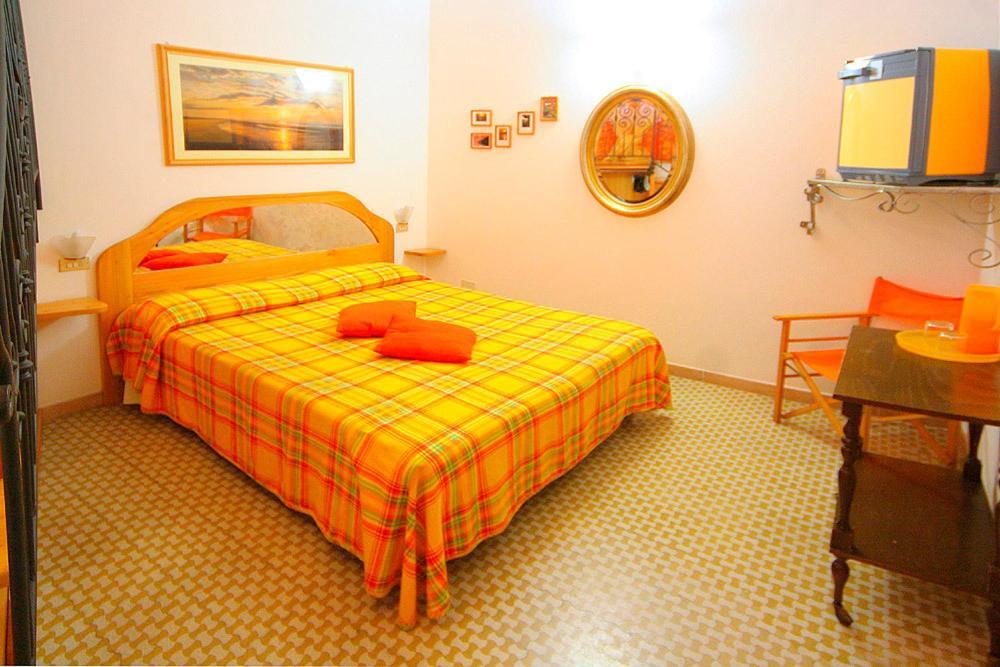 Francamaria Rooms Vernazza Ruang foto