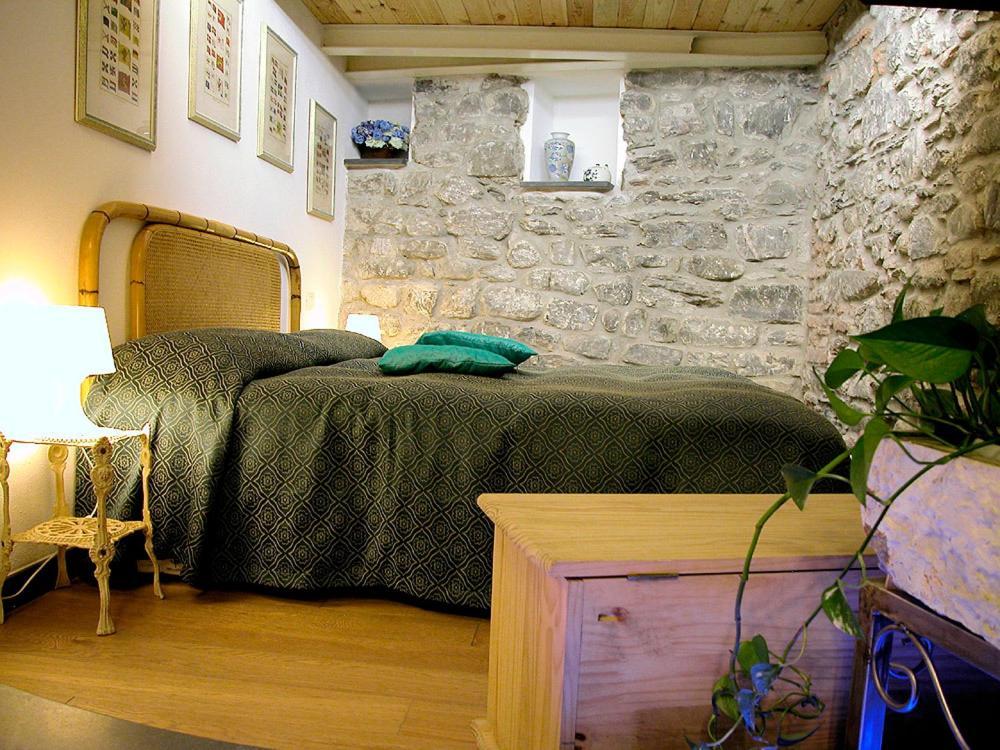 Francamaria Rooms Vernazza Ruang foto